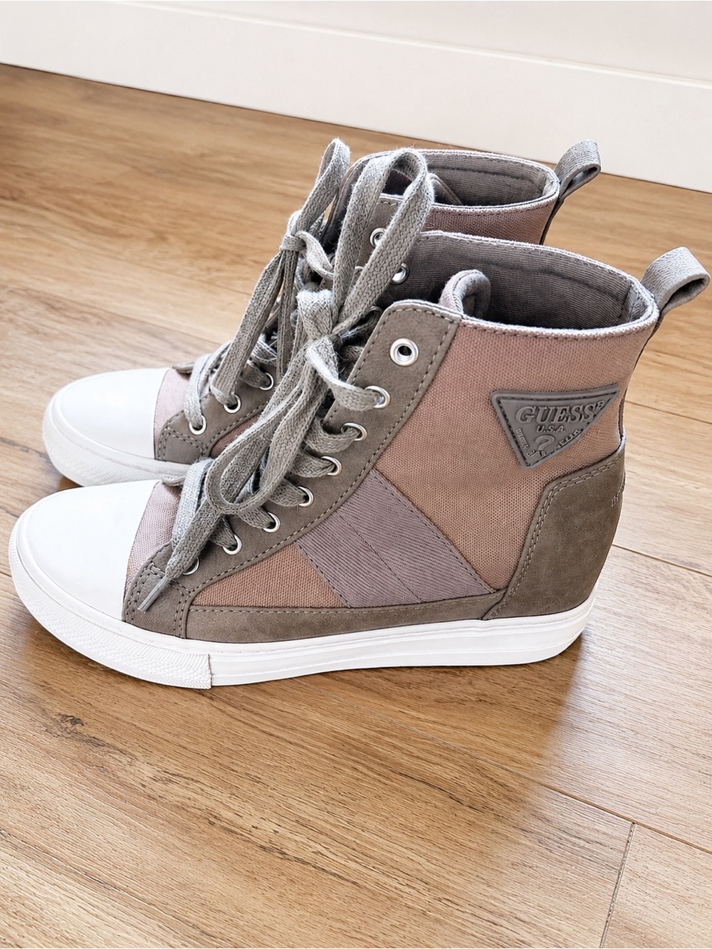 GUESS Hidden Wedge High Top Sneakers Taupe Gray Canvas Lace-Up Women’s Size 6